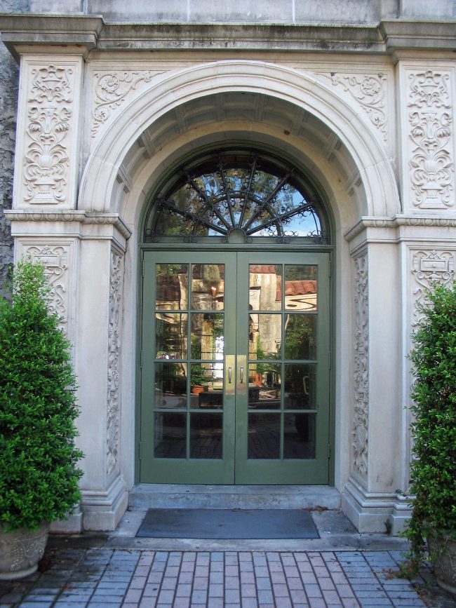 Bolles-School-Entrance